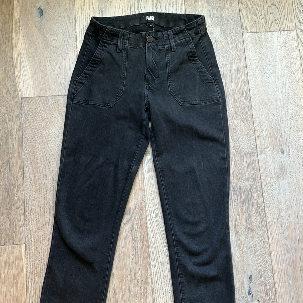 PAIGE Black Ankle Cropped Jogger Pants - Picture 8 of 10
